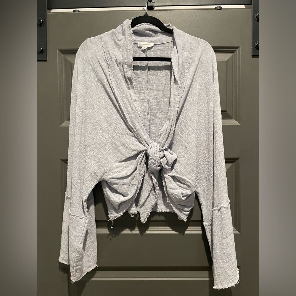 Newbury Kustom Gray Crop Top